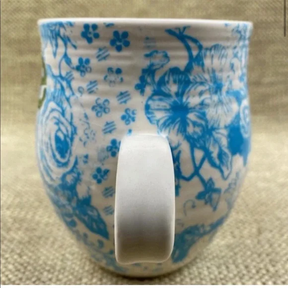 Anthropologie monogrammed letter E mug - Picture 3 of 9